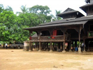 シャンワッティの寺院