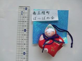 手作り作品（1個500円で販売しています）