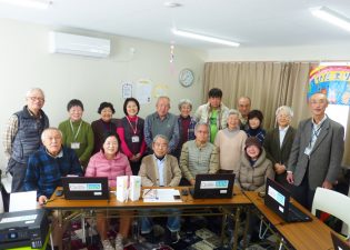 2019年西日本豪雨被災者支援事業　パソコン研修会呉市天応仮設団地-談話室（広島県）